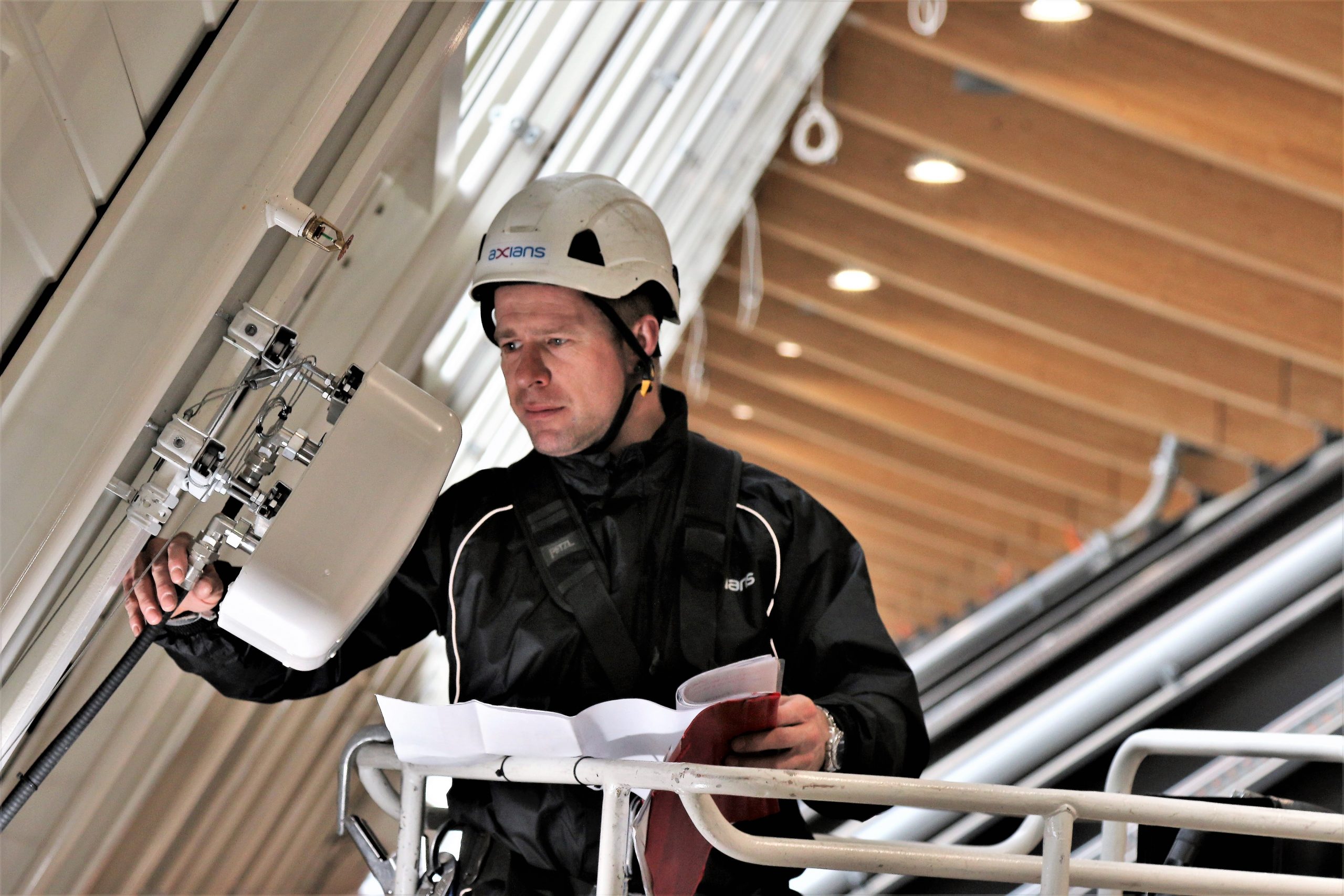 Montage einer Antenne für ein 5G-Campusnetz