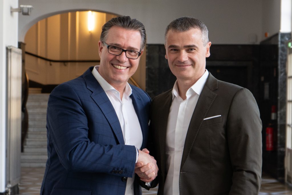 Jacques Diaz, CEO Axians Deutschland und Burim Mirakaj, CEO Axians DACH & CEE (Central Eastern Europe)